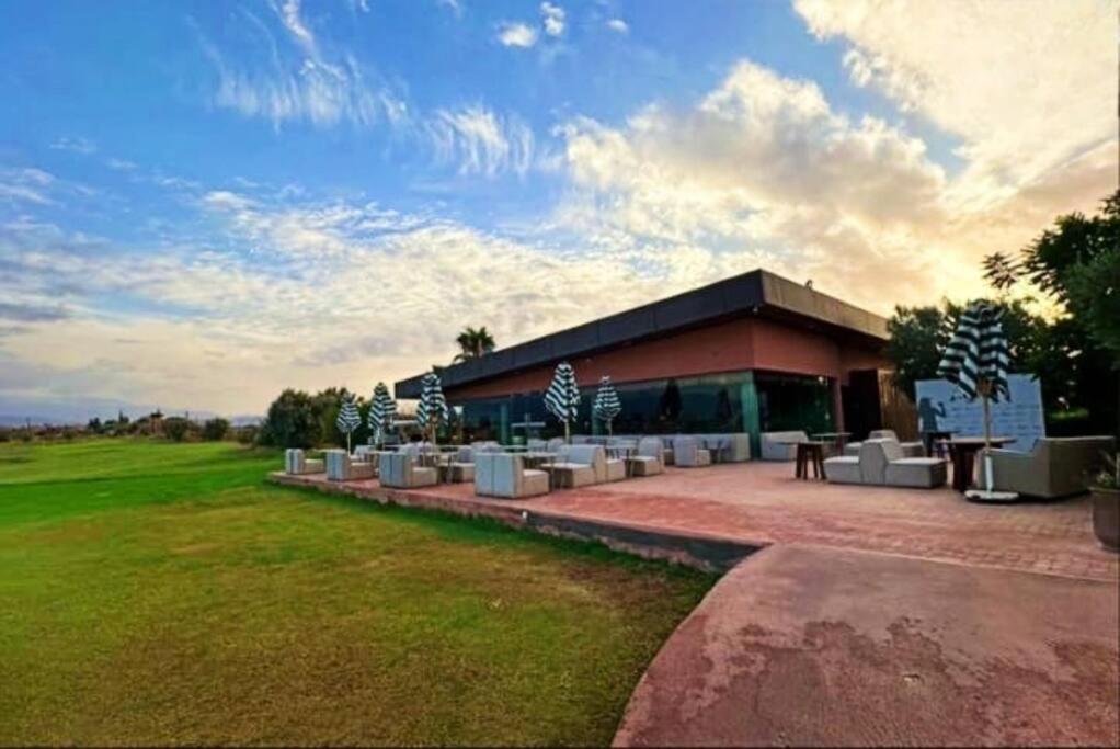 Waky Club Large Luxury Villa Marrakesh Exteriör bild