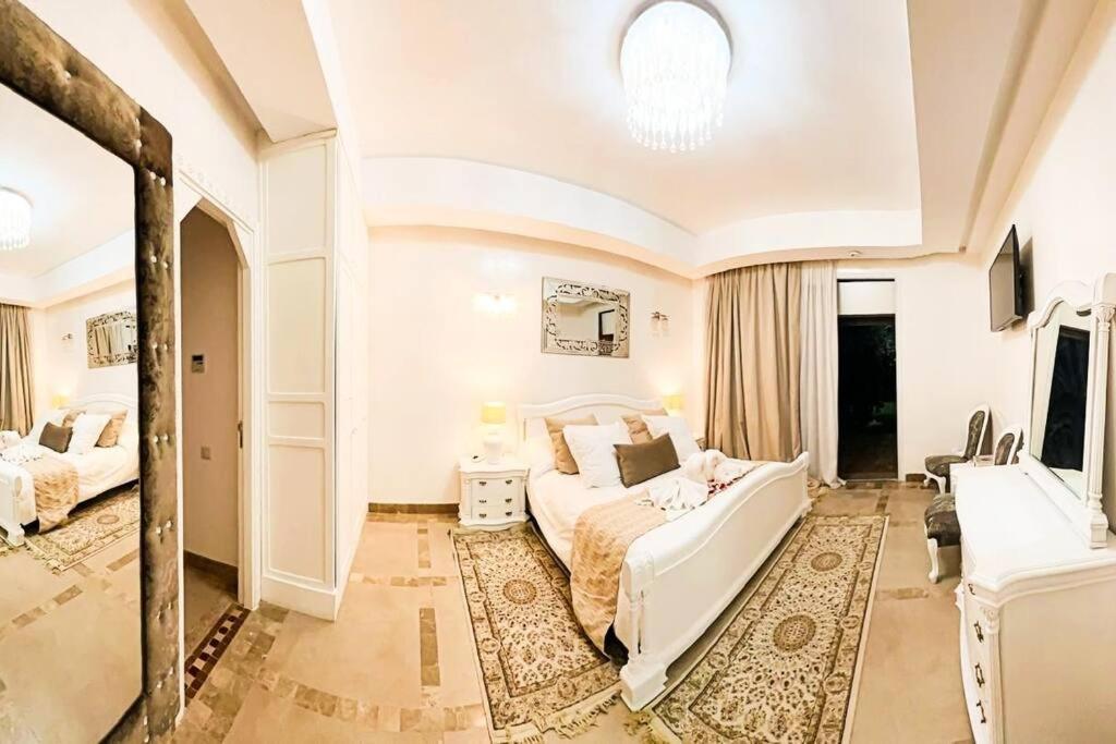 Waky Club Large Luxury Villa Marrakesh Exteriör bild